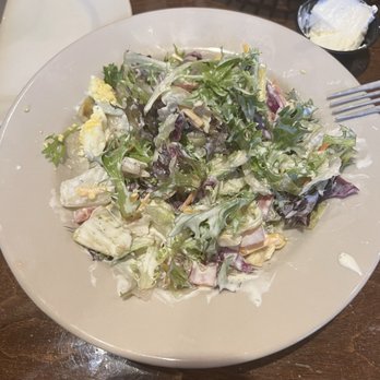 Logan's Roadhouse - Salad - Steakhouses Near Me - Tifton, Georgia