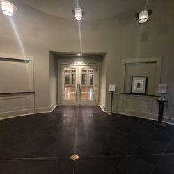 Locust Grove - Front lobby
