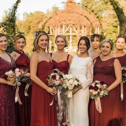 The Beauty Bar - Bridal party hair & makeup