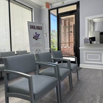 Back To Health Chiropractic - Lobby area - Chiropractors Near Me - Durham, North Carolina Back To Health Chiropractic - Lobby area - Chiropractors Near Me - Durham, North Carolina
