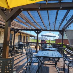 Los Amigos - Shaded outdoor patio is nice