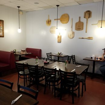 Lizzano's Pizza - Italian Near Me - Euless, Texas Lizzano's Pizza - Italian Near Me - Euless, Texas