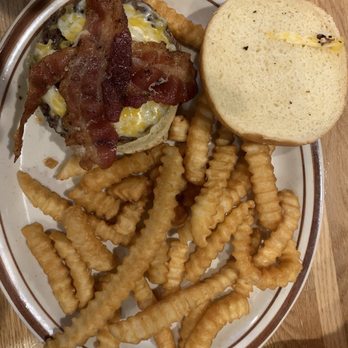 33 BRICK STREET - Updated July 2025 - 170 Photos & 290 Reviews - 480 S