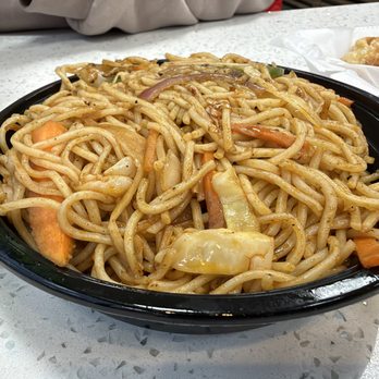 Royal Paan - Hakka noodles - Indian Near Me - Manchester, Connecticut