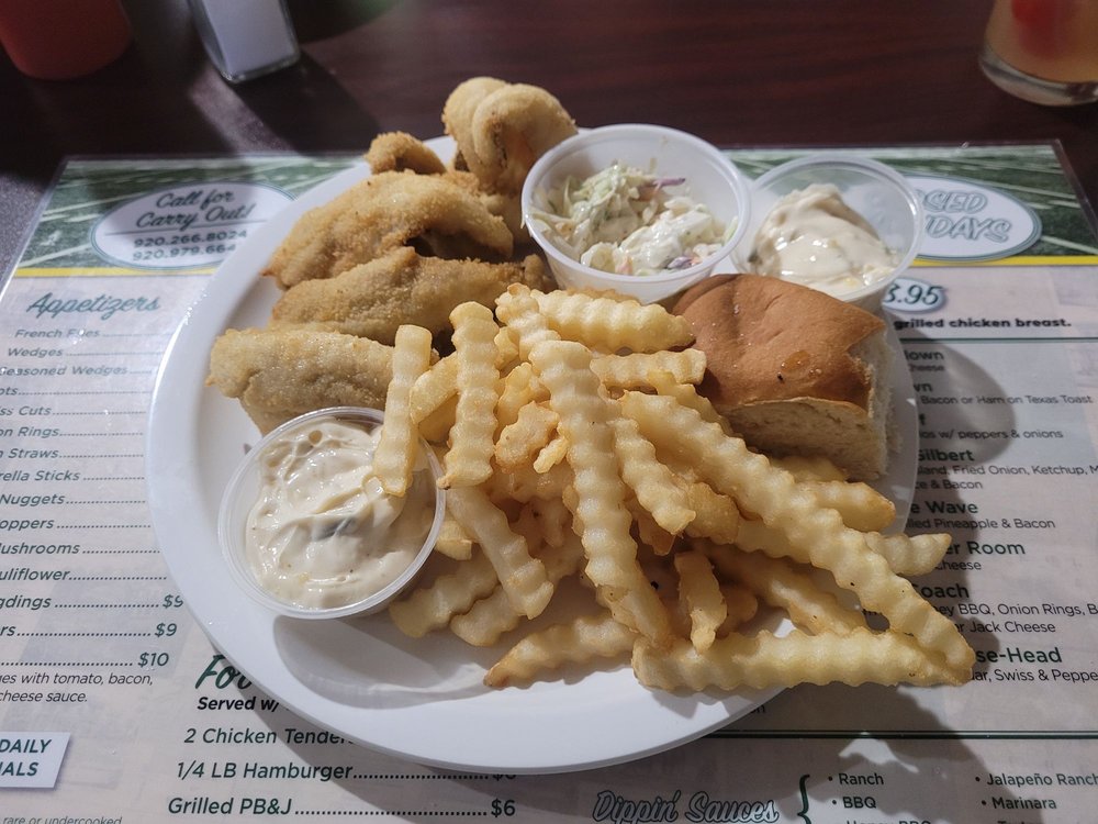 LORI’S BAR & GRILL Updated October 2024 14 Photos & 10 Reviews