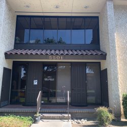 Kawato Daniel DC - Front door facing Visalia Medical Clinic