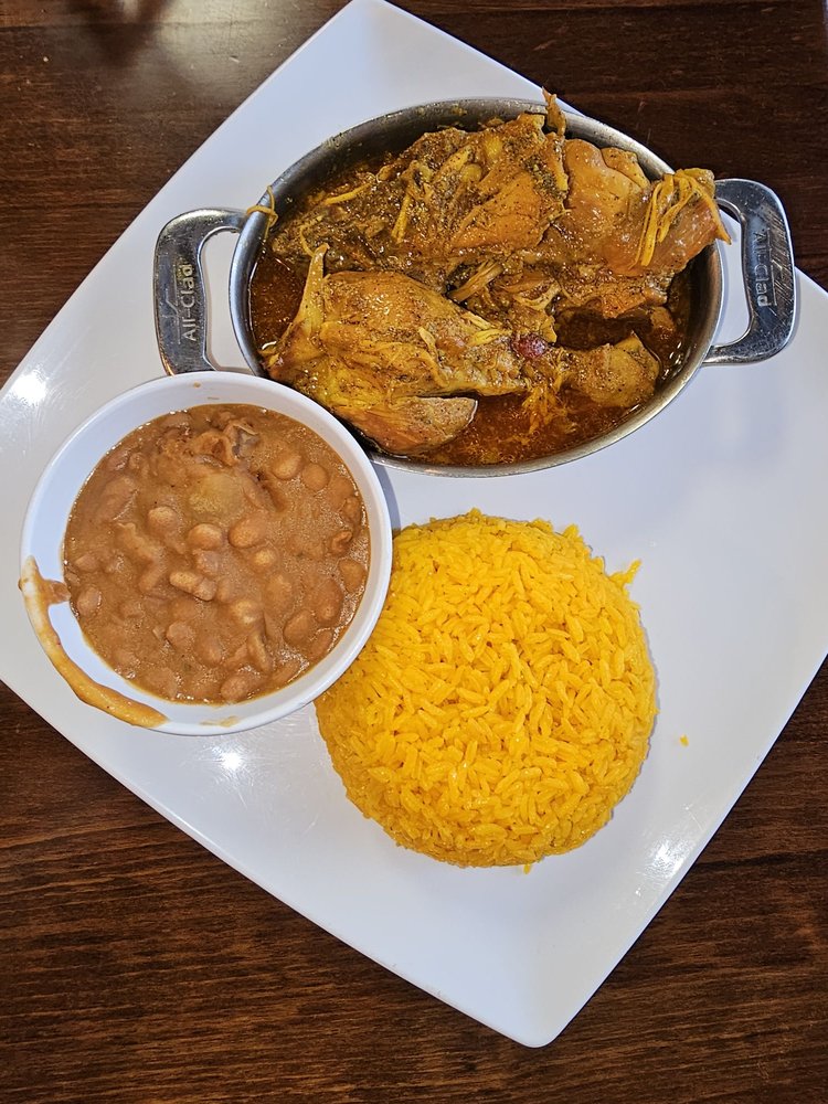 Lo Nuestro Dominican Restaurant