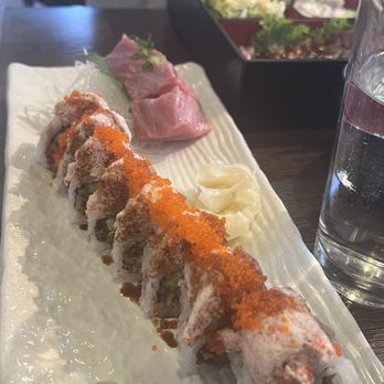 Araki Sushi - Araki roll + toro - Sushi Bars Near Me - Palo Alto, California Araki Sushi - Araki roll + toro - Sushi Bars Near Me - Palo Alto, California