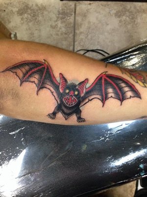 Black Bird Tattoo & Piercing by null