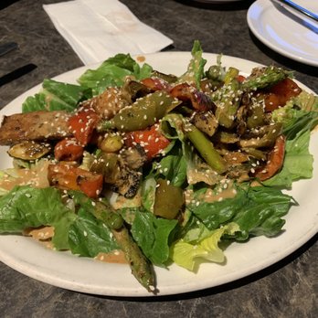 Loulou's Breakfast & Pizzeria - Roasted veggie salad - Burgers Near Me - Jasper, Alberta Loulou's Breakfast & Pizzeria - Roasted veggie salad - Burgers Near Me - Jasper, Alberta