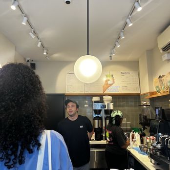 Blank Street Coffee - Coffee & Tea Near Me - New York, New York
