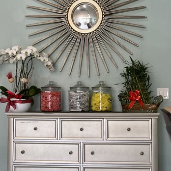 Fam Nail Spa - Cute decor - Waxing Near Me - Oakland, California Fam Nail Spa - Cute decor - Waxing Near Me - Oakland, California