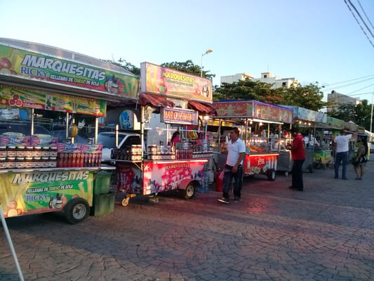 Parque de las Palapas by null