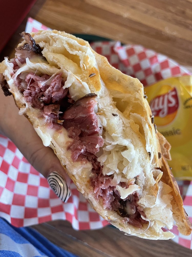 PIZZA BARN Updated September 2024 38 Photos & 109 Reviews 2598