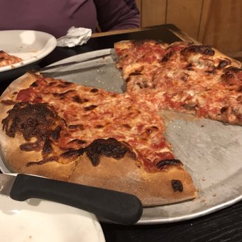 Santarpio's Pizza - Couldn't wait to dig into the half sausage. - Pizza Near Me - Boston, Massachusetts Santarpio's Pizza - Couldn't wait to dig into the half sausage. - Pizza Near Me - Boston, Massachusetts