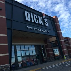 DICK'S Sporting Goods - Dick's Sporting Goods -- Shoppes @ Blackstone Valley : 70 Worcester Providence Tpke, Millbury          Storefront