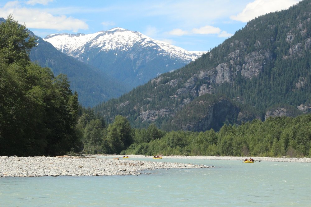 Squamish Rafting Logo