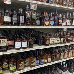 Tri-Town Wine & Spirits - Whiskey and bourbon and such
