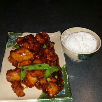 Phat Tai - General Tso w/ white rice - Asian Fusion Near Me - Maryland Heights, Missouri Phat Tai - General Tso w/ white rice - Asian Fusion Near Me - Maryland Heights, Missouri