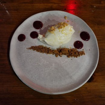 2120 - Cheesecake mousse - IG @bougiefoodieboi - New American Near Me - Seattle, Washington
