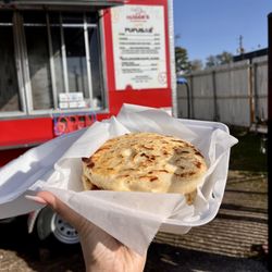 Maggie’s Sabor Salvadoreño - Pupusas