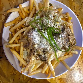 OHSO Brewery- Gilbert - Green Chile Pork Fries (late night happy hour) - Breweries Near Me - Gilbert, Arizona OHSO Brewery- Gilbert - Green Chile Pork Fries (late night happy hour) - Breweries Near Me - Gilbert, Arizona