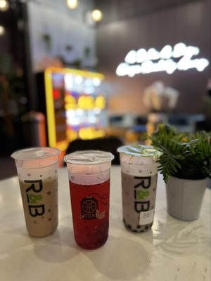 R&B Tea Corona by null