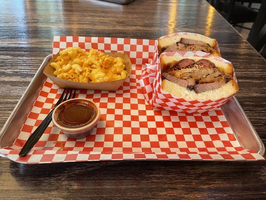 The Smokey Bone BBQ-Twin by null