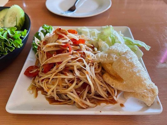 Banh Somtum by null