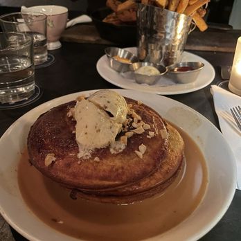 Tanner Smiths - Bee Pollen Pancakes - Cocktail Bars Near Me - New York, New York