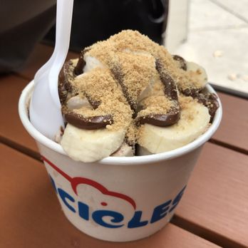 ICICLES - Nutella with banana and graham crackers. Drizzled with more Nutella, whip cream, banana and graham cracker crumbs. - Ice Cream & Frozen Yogurt Near Me - San Jose, California ICICLES - Nutella with banana and graham crackers. Drizzled with more Nutella, whip cream, banana and graham cracker crumbs. - Ice Cream & Frozen Yogurt Near Me - San Jose, California
