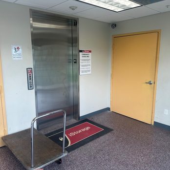 iStorage - Self Storage Near Me - Seminole, Florida