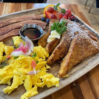 Lapisara Eatery - Not sure what they use in the batter for the French Toast but would rank in my top five and absolutely loved the presentation! - Breakfast & Brunch Near Me - San Francisco, California Lapisara Eatery - Not sure what they use in the batter for the French Toast but would rank in my top five and absolutely loved the presentation! - Breakfast & Brunch Near Me - San Francisco, California