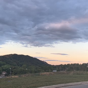 Canary Grill - New American Near Me - Berkeley Springs, West Virginia Canary Grill - New American Near Me - Berkeley Springs, West Virginia