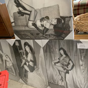 McManus Auctions - Lots of art - Auction Houses Near Me - Las Vegas, Nevada