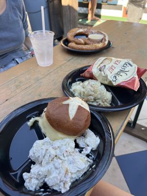King Ludwig Biergarten by null