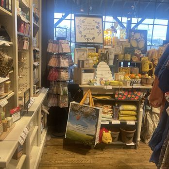 Cracker Barrel Old Country Store - American Near Me - Rochester, New York