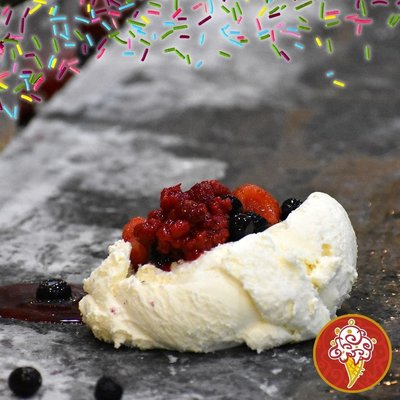 Cold Stone Creamery by null