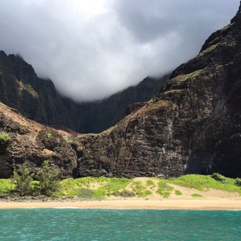 Na Pali Experience - Canyon on Napali Coast - Boating Near Me - Kekaha, Hawaii Na Pali Experience - Canyon on Napali Coast - Boating Near Me - Kekaha, Hawaii