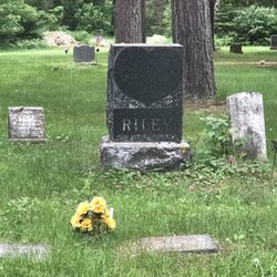 Fairview Cemetery - Old headstones