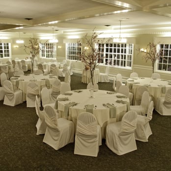 Meadow Brook Inn - Meadow Brook Inn Ballroom - Venues & Event Spaces Near Me - Charlestown, Rhode Island Meadow Brook Inn - Meadow Brook Inn Ballroom - Venues & Event Spaces Near Me - Charlestown, Rhode Island