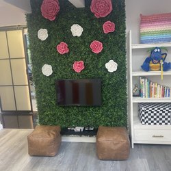 Kidz Smile Pediatric Dentistry - Waiting room with video games for the kids and parents!