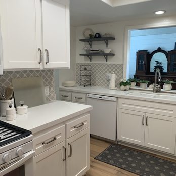 Kitchen Remodeling Masters - DE "Warm White" on Shaker cabinets. - General Contractors Near Me - San Marcos, California