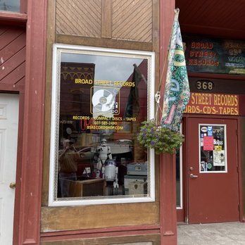 Broad Street Records - Store front. - Music & DVDs Near Me - Waverly, New York Broad Street Records - Store front. - Music & DVDs Near Me - Waverly, New York