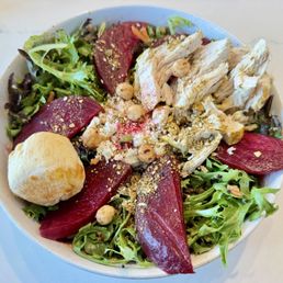 Beet salad with added chicken