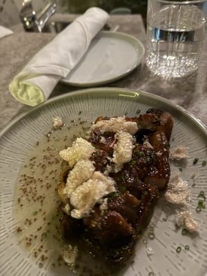 HEIST Restaurant + Wine Club by null