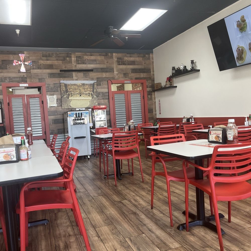 4 Heroes Grill - Dining area - Greek Near Me - Rocklin, California