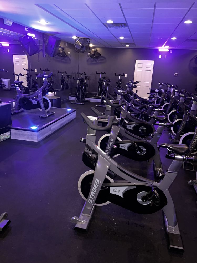 TORQUE Spin Barre & TRX Studio Image