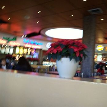 Cabazon Outlets - Food court at the outlets - Outlet Stores Near Me - Cabazon, California