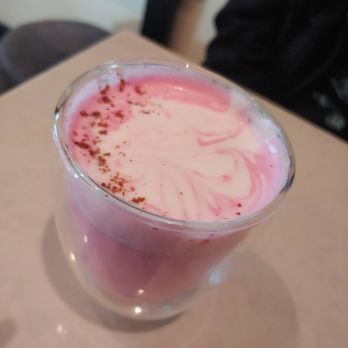 The Coffee Class - Pink peppercorn late - Coffee & Tea Near Me - Las Vegas, Nevada The Coffee Class - Pink peppercorn late - Coffee & Tea Near Me - Las Vegas, Nevada